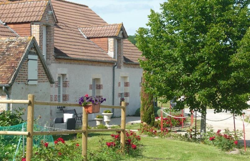 La Ferme De La Maugerie Bed & Breakfast Thoury ภายนอก รูปภาพ